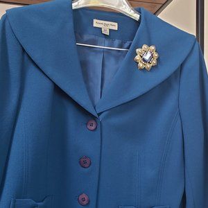 Amanda Smith Teal Blue 3 Piece Suit with Pin Size 12P  New